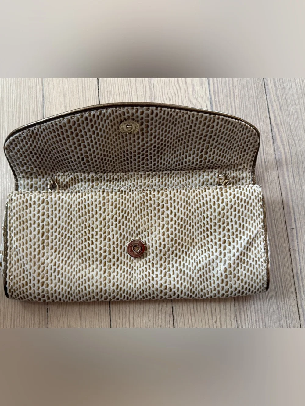 SONDRA ROBERTS Women’s SR2 Snakeskin Embossed Clutch Crossbody Bag 10”